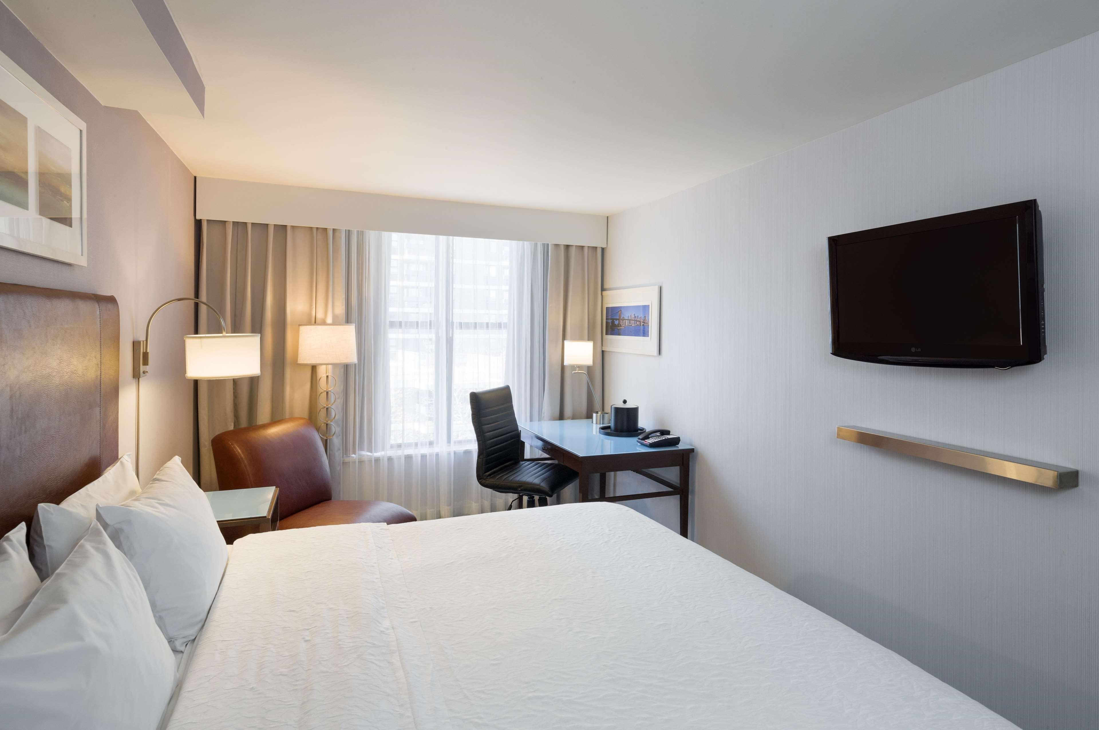 Hampton Inn Seaport Financial District New York Exterior foto