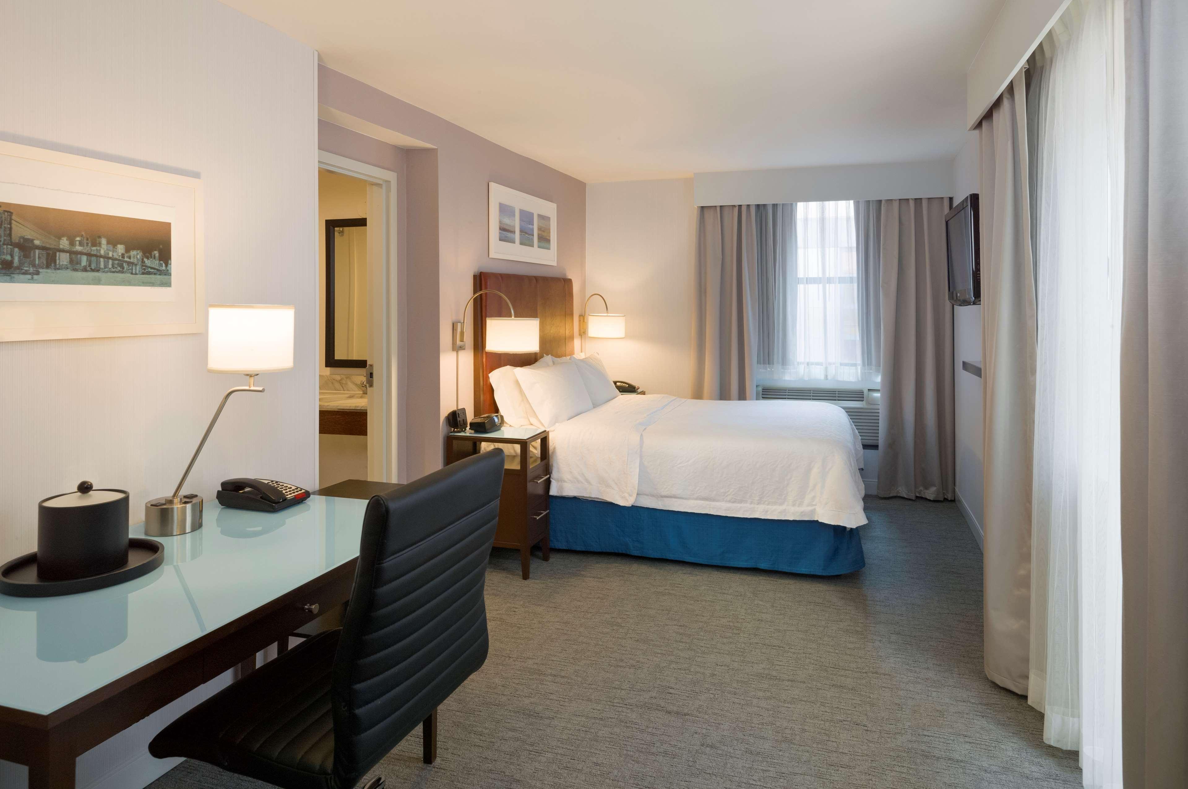 Hampton Inn Seaport Financial District New York Exterior foto