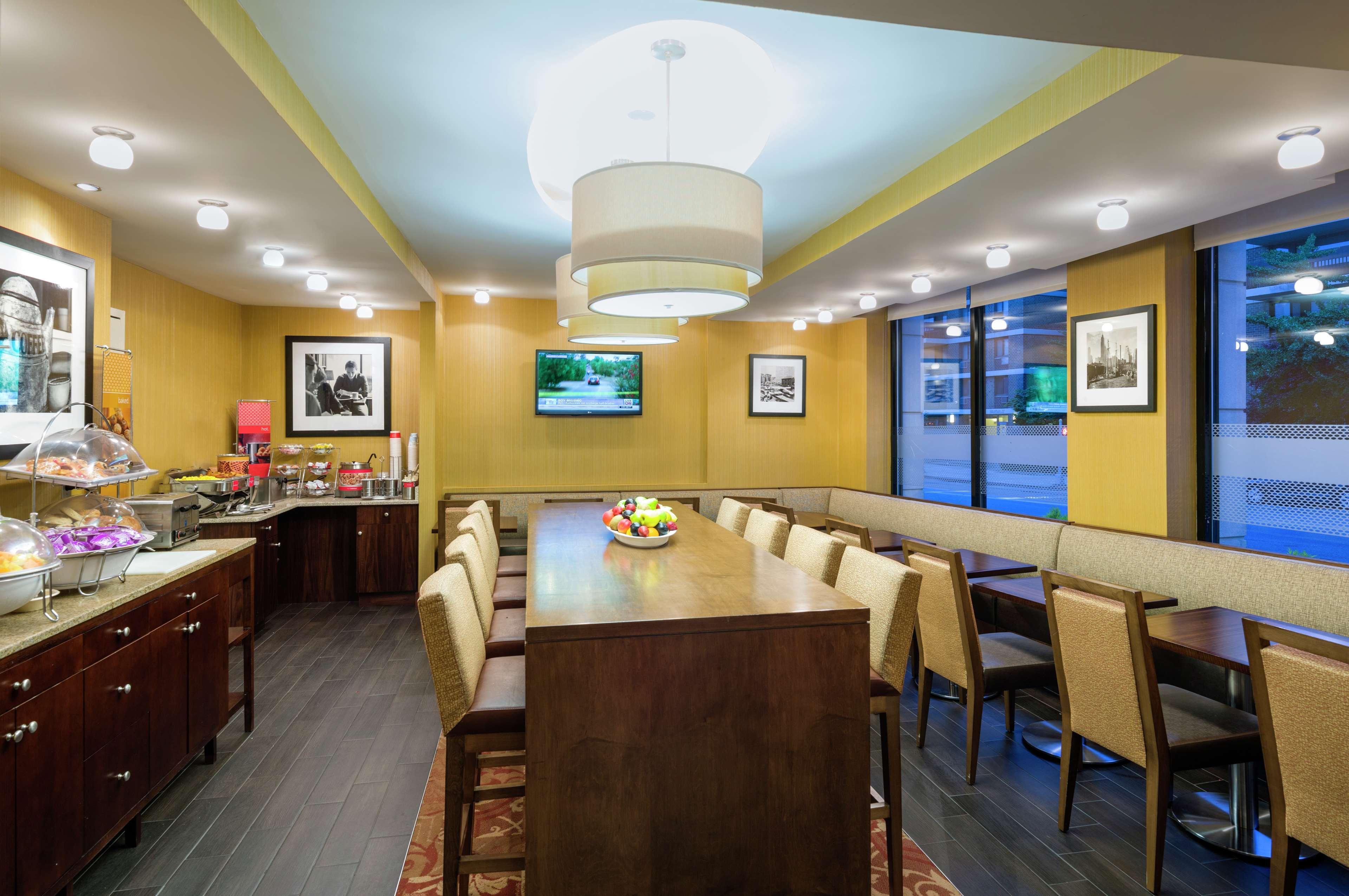 Hampton Inn Seaport Financial District New York Exterior foto